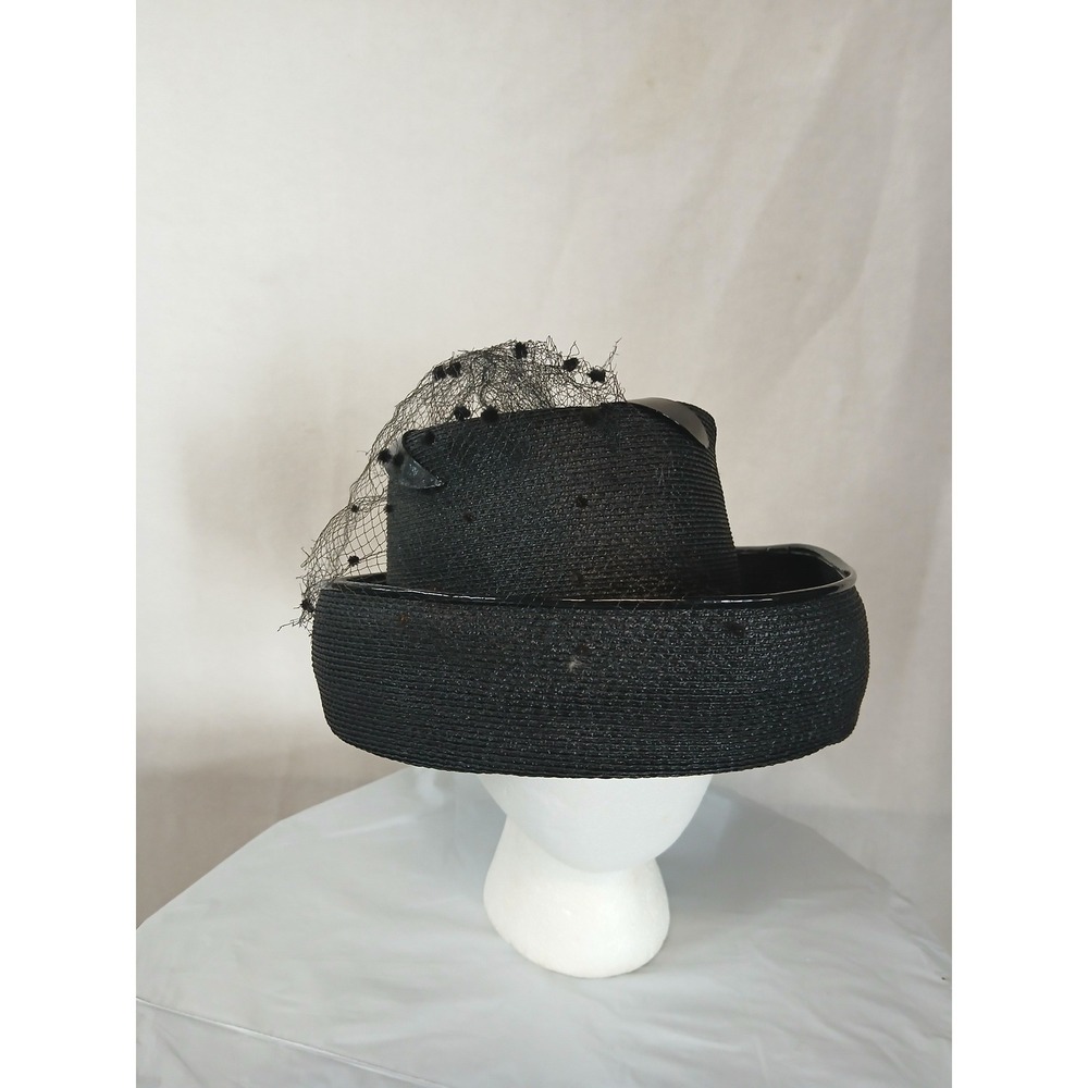 VTG 1960s Black Straw Pillbox Hat Birdcage Veil Union Made Leons Nashville TN